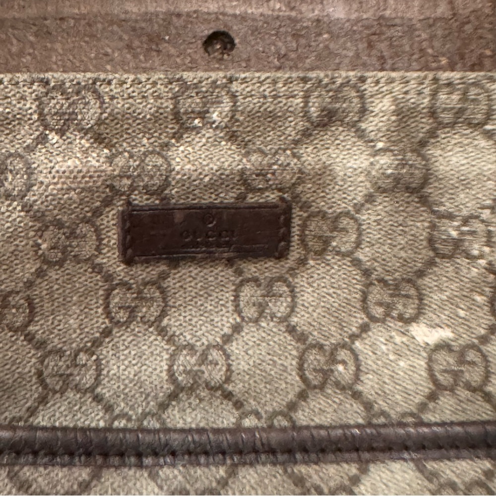 Gucci GG Over the Shoulder Small Tote Bag - Picture 10 of 15